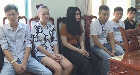 Dùng ma túy "ăn mừng" đám cưới giả